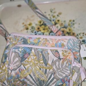 Vera Bradley Floral Patterned Women's Bag